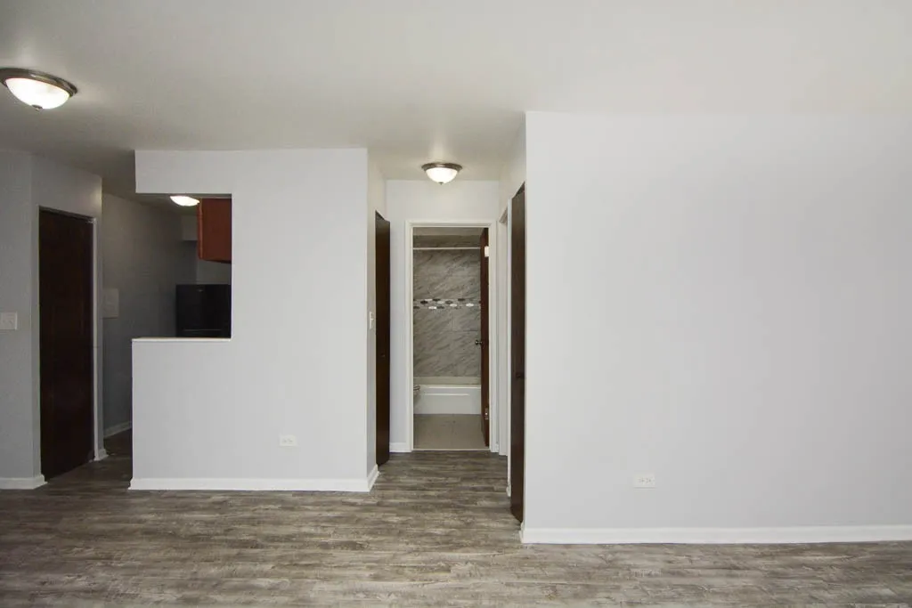 1040 W Hollywood Ave, ,  60660, USA 60660-unit#204-Chicago-IL