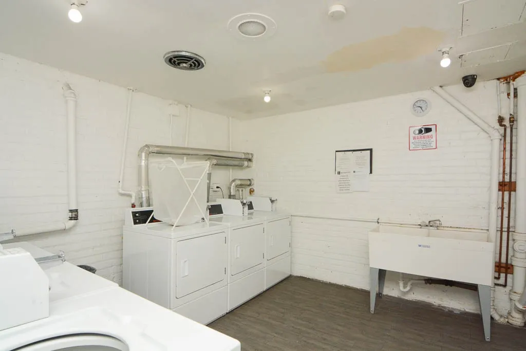 1040 W Hollywood Ave, ,  60660, USA 60660-unit#204-Chicago-IL