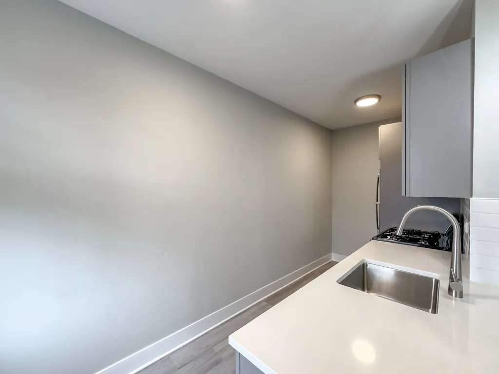 373 Hazel Ave, ,  60022, USA 60022-unit#3C-Glencoe-IL