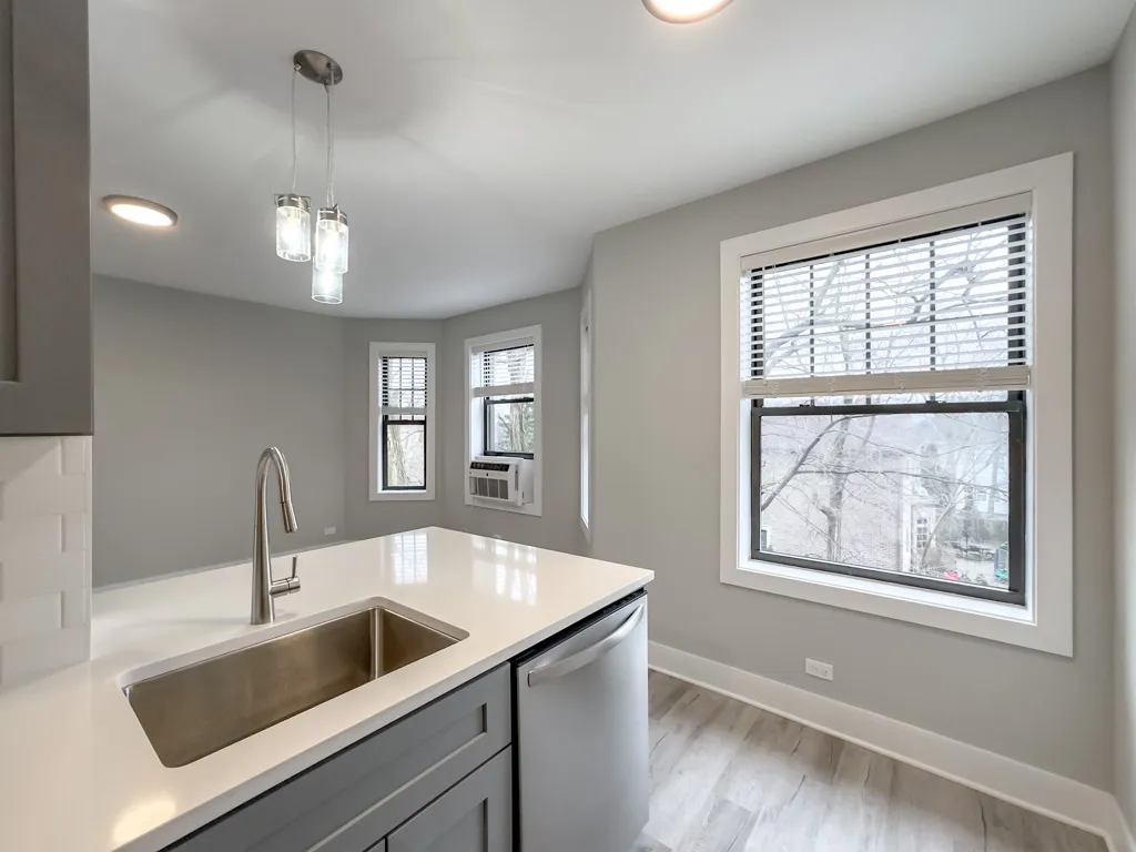 373 Hazel Ave, ,  60022, USA 60022-unit#3C-Glencoe-IL