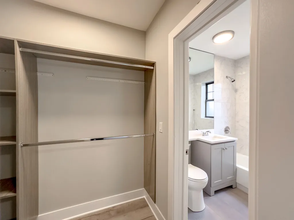 373 Hazel Ave, ,  60022, USA 60022-unit#3C-Glencoe-IL