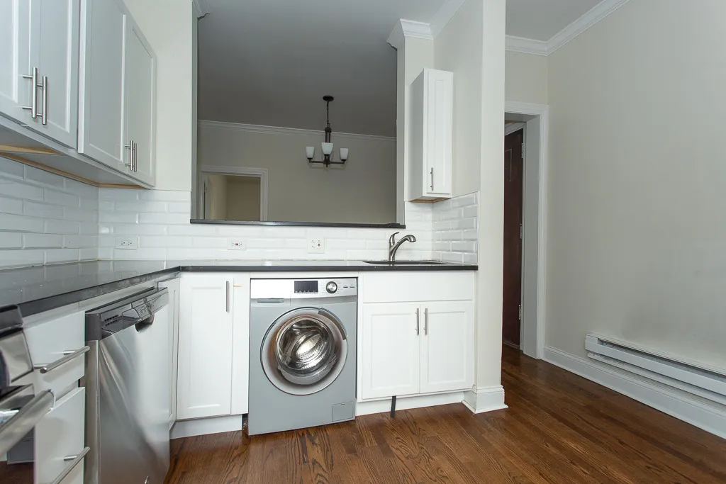 314 Lee St, Evanston,  60202, USA 60202-unit#2-Chicago-IL