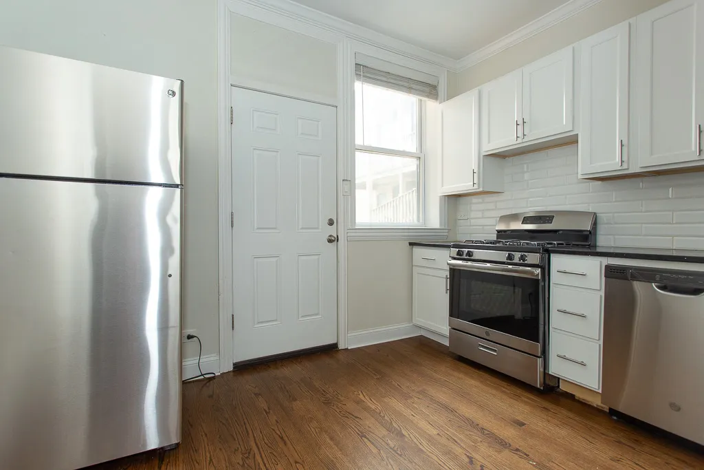314 Lee St, Evanston,  60202, USA 60202-unit#2-Chicago-IL