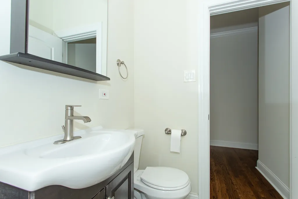 314 Lee St, Evanston,  60202, USA 60202-unit#2-Chicago-IL