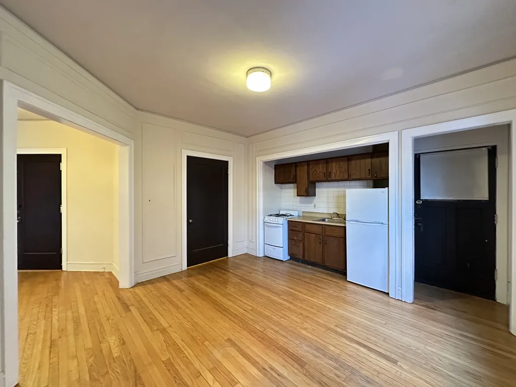 1309 Oak Ave, Evanston,  60201, USA 60201-unit#3S-Chicago-IL