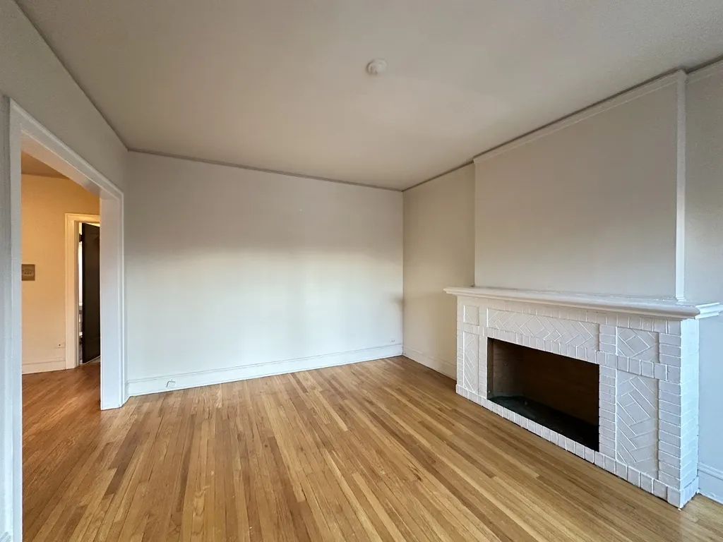 1309 Oak Ave, Evanston,  60201, USA 60201-unit#3S-Chicago-IL
