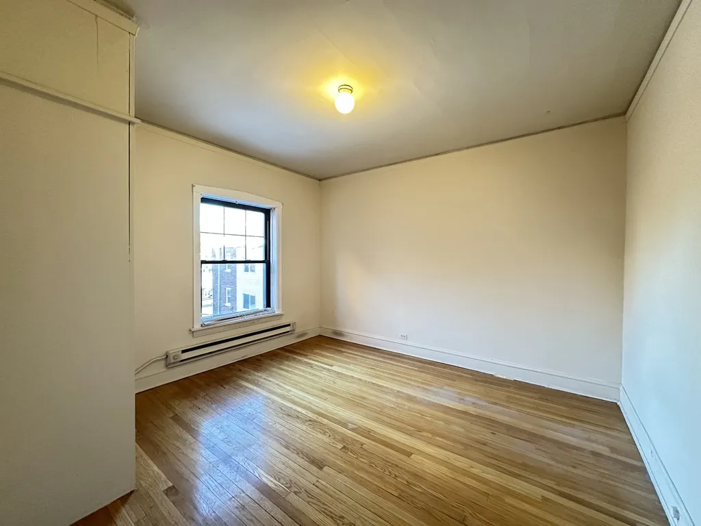 1309 Oak Ave, Evanston,  60201, USA 60201-unit#3S-Chicago-IL