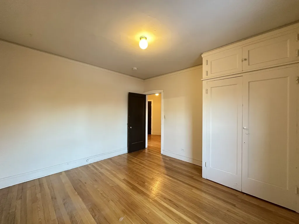 1309 Oak Ave, Evanston,  60201, USA 60201-unit#3S-Chicago-IL