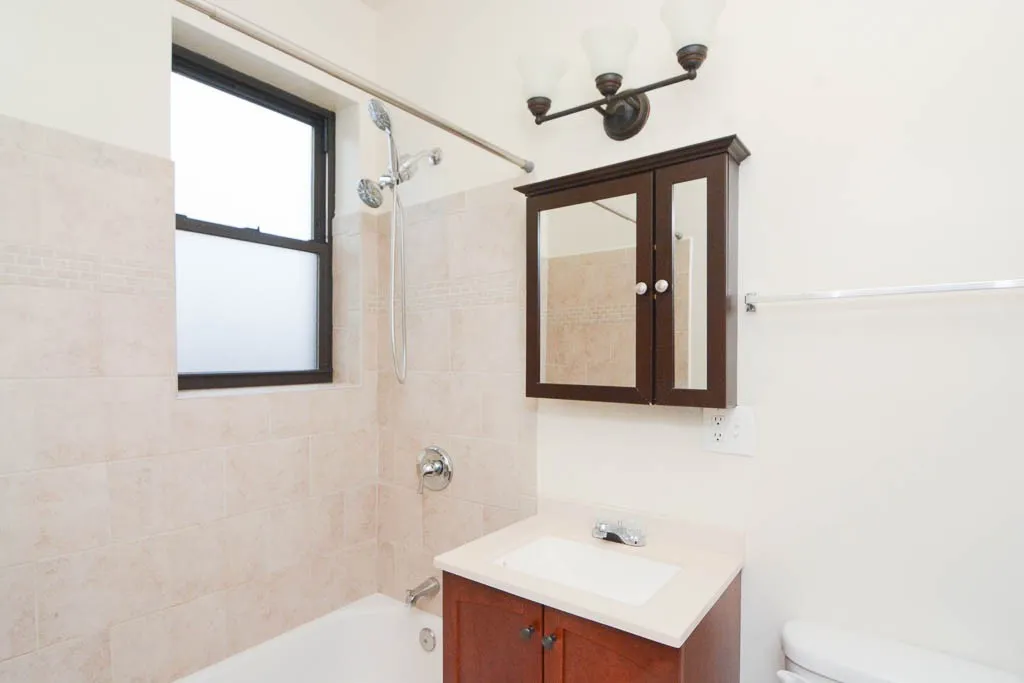 343 Park Ave, ,  60022, USA 60022-unit#03-Glencoe-IL