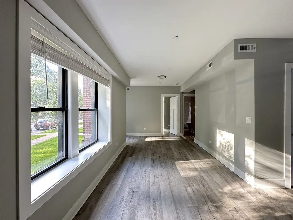 1133 Oak Ave, , 60202, USA 60202-unit#1W-Evanston-IL