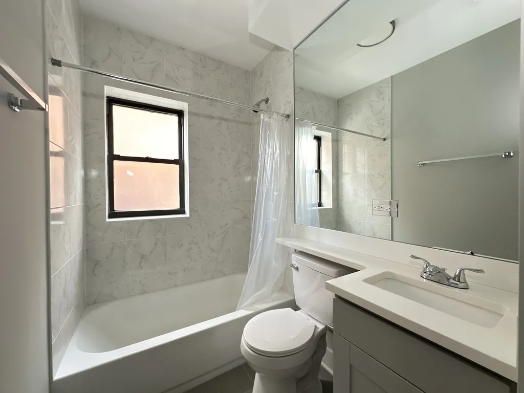 1133 Oak Ave, , 60202, USA 60202-unit#1W-Evanston-IL