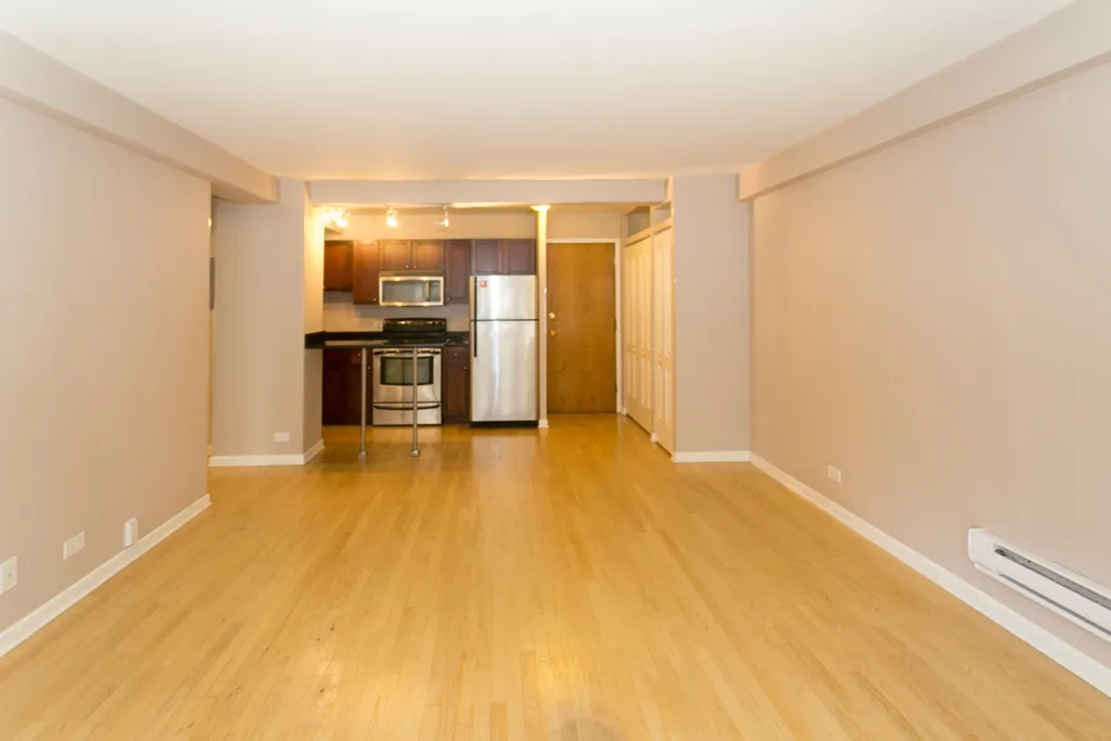 4180 N Marine Dr, , 60613, USA 60613-unit#202-Chicago-IL