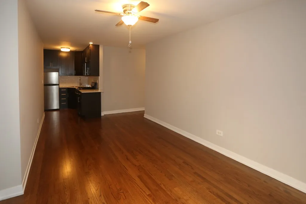 525 W Oakdale Ave, , 60657, USA 60657-unit#308-Chicago-IL