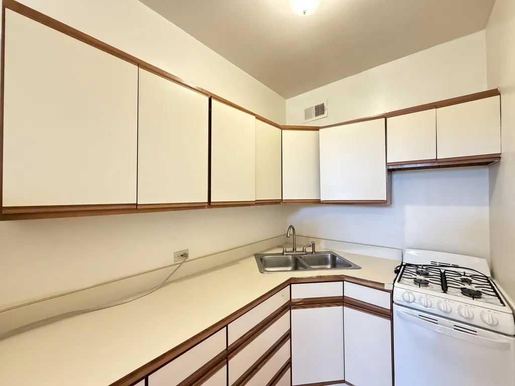 343 Park Ave, , 60022, USA 60022-unit#02-Glencoe-IL
