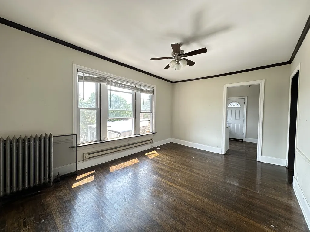 312 Lee St, Evanston,  60202, USA 60202-unit#3-Chicago-IL