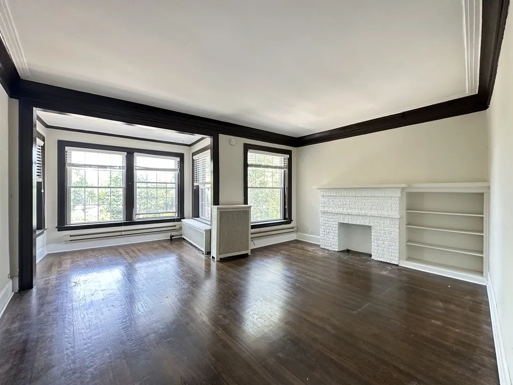 312 Lee St, Evanston,  60202, USA 60202-unit#3-Chicago-IL