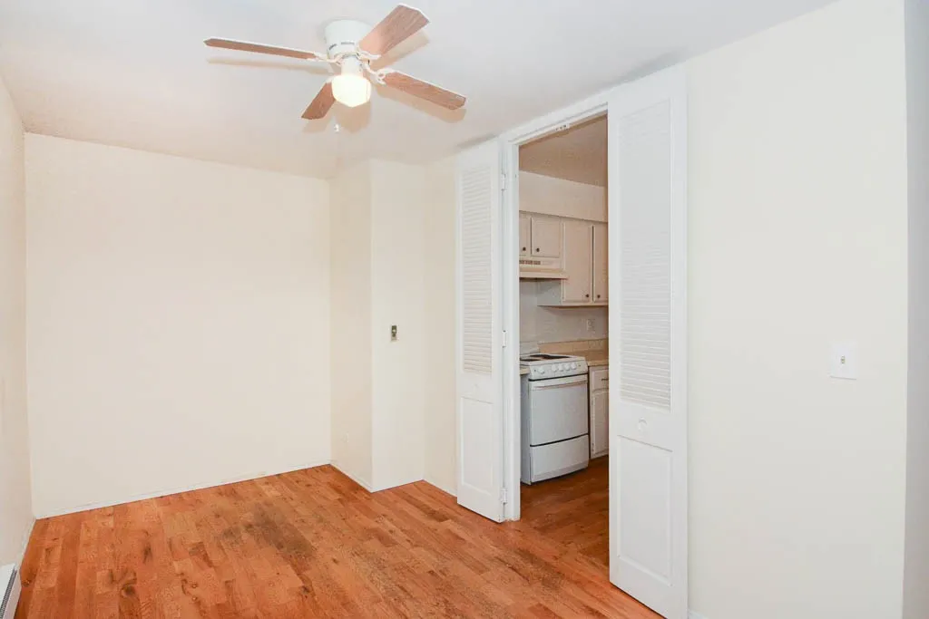 1446 N Dearborn St, ,  60610, USA 60610-Chicago-IL