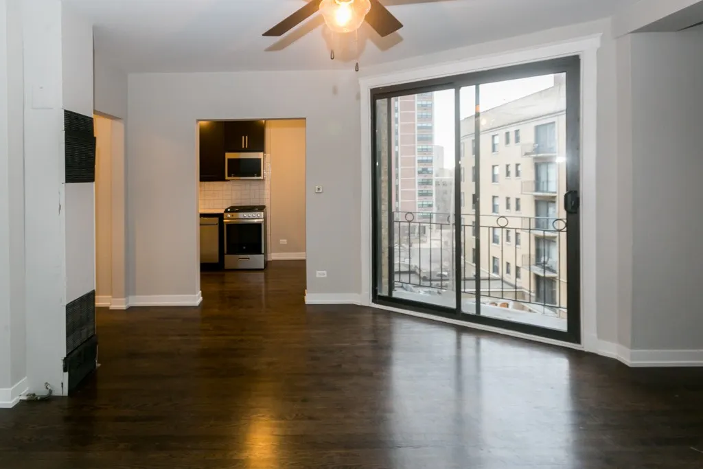 4242 N Sheridan Rd, , 60613, USA 60613-unit#513-Chicago-IL