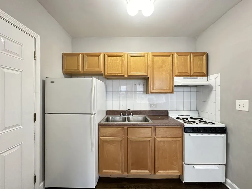 914 W Dakin St, ,  60613, USA 60613-unit#110-Chicago-IL