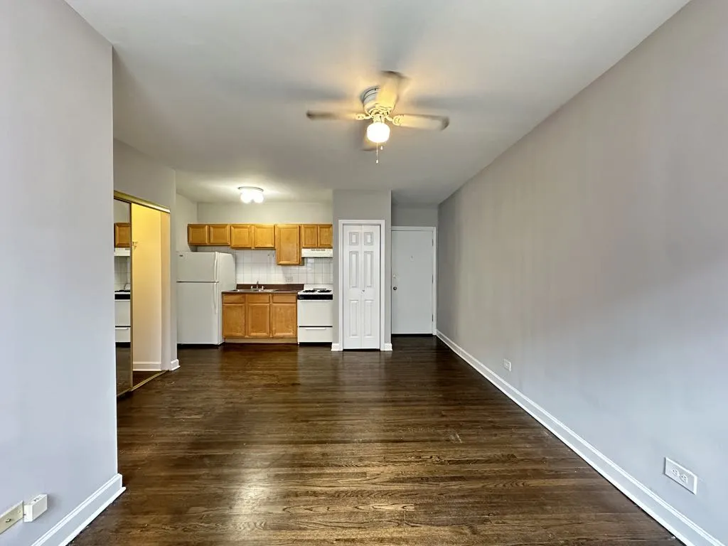914 W Dakin St, ,  60613, USA 60613-unit#110-Chicago-IL