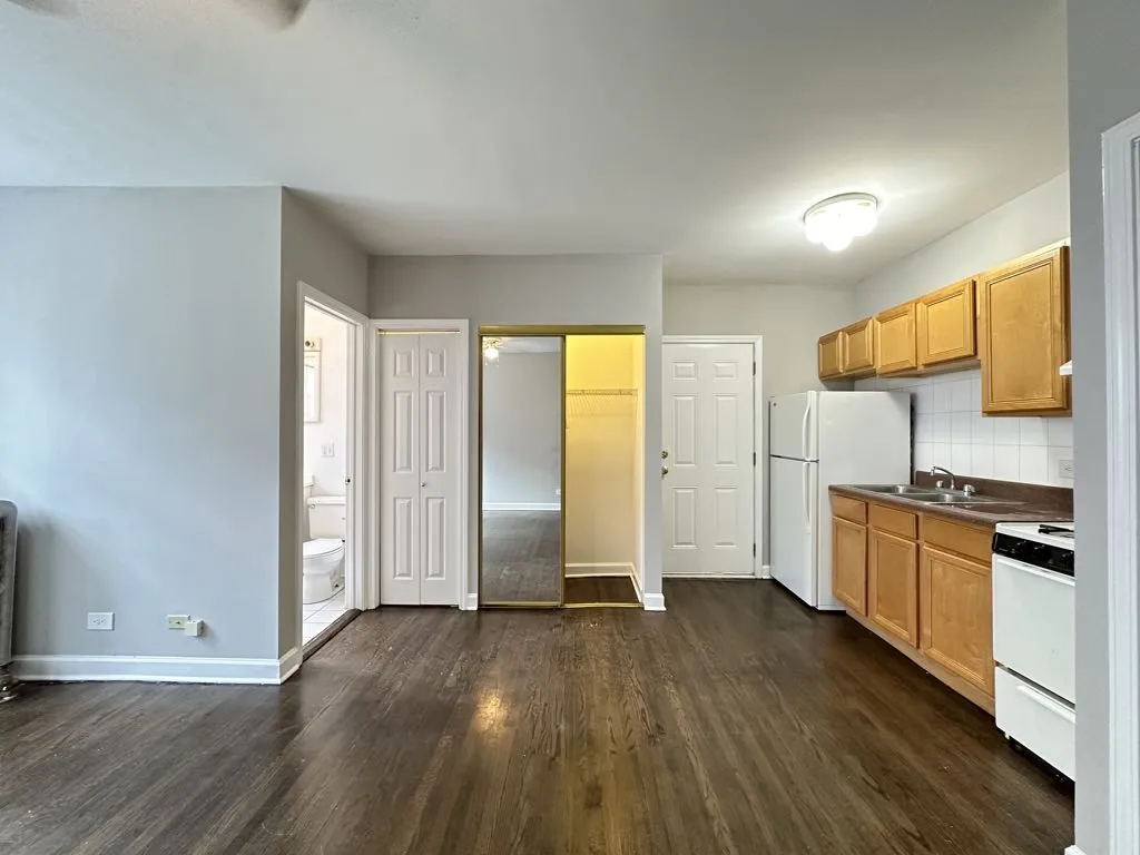 914 W Dakin St, ,  60613, USA 60613-unit#110-Chicago-IL