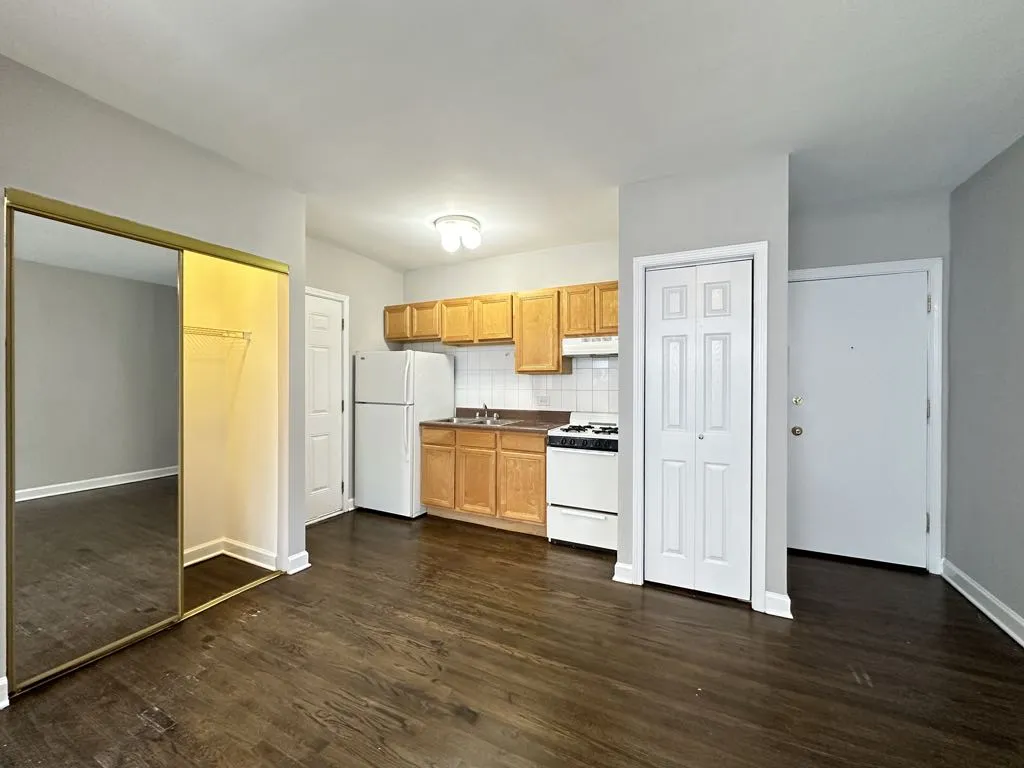 914 W Dakin St, ,  60613, USA 60613-unit#110-Chicago-IL