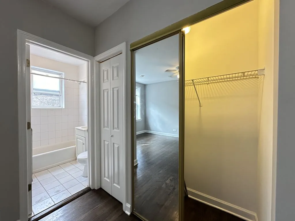 914 W Dakin St, ,  60613, USA 60613-unit#110-Chicago-IL
