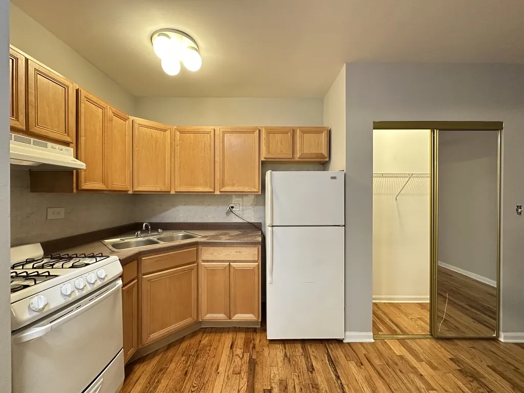 912 W Dakin St, , 60613, USA 60613-unit#104-Chicago-IL