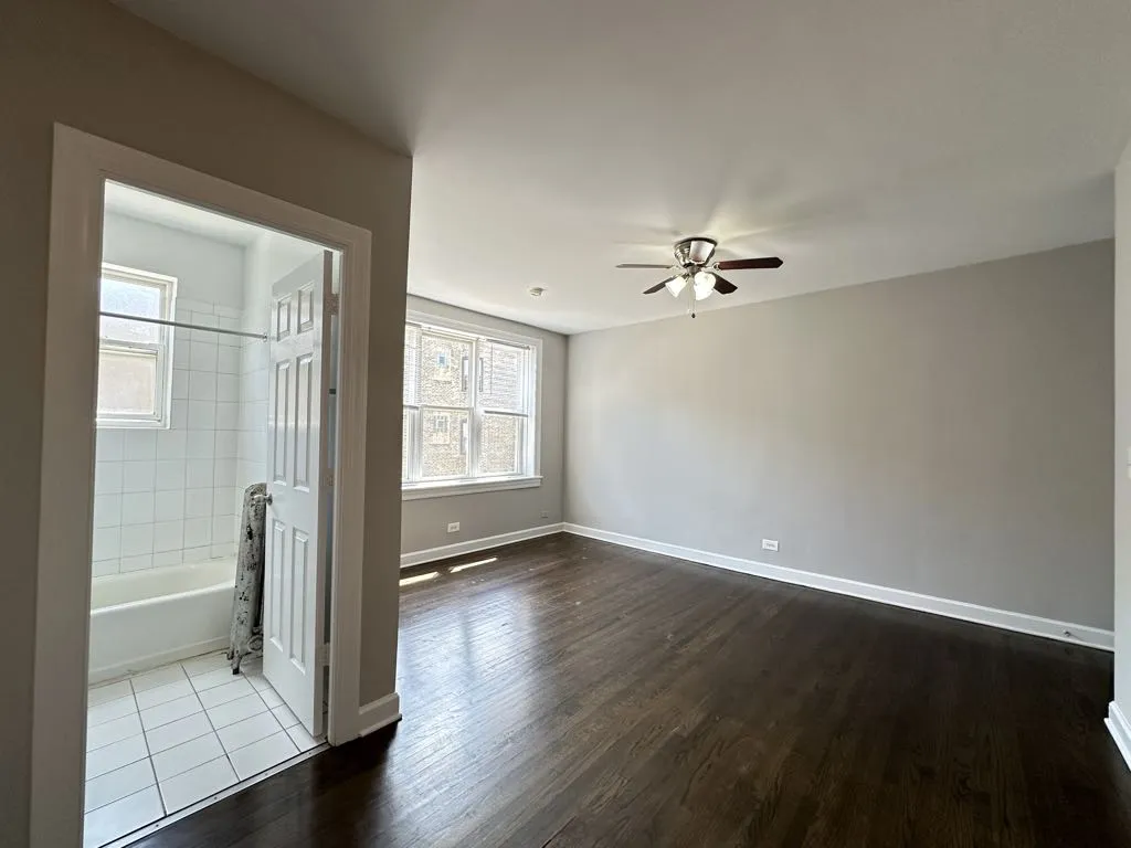 912 W Dakin St, ,  60613, USA 60613-unit#205-Chicago-IL