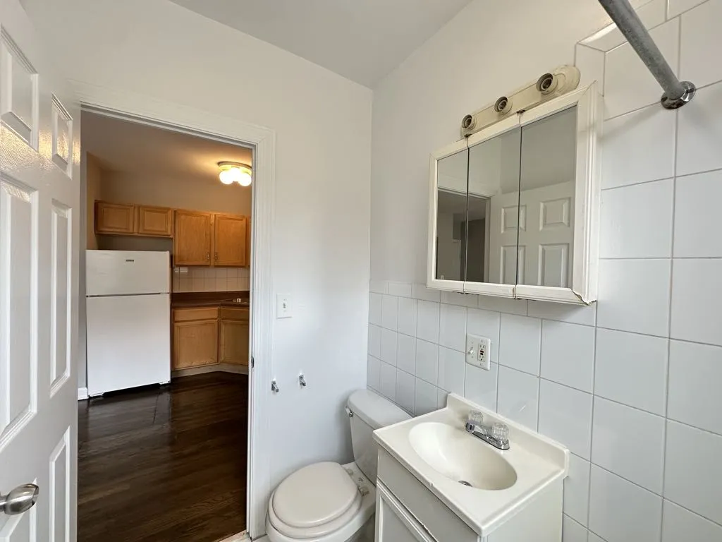 912 W Dakin St, ,  60613, USA 60613-unit#205-Chicago-IL