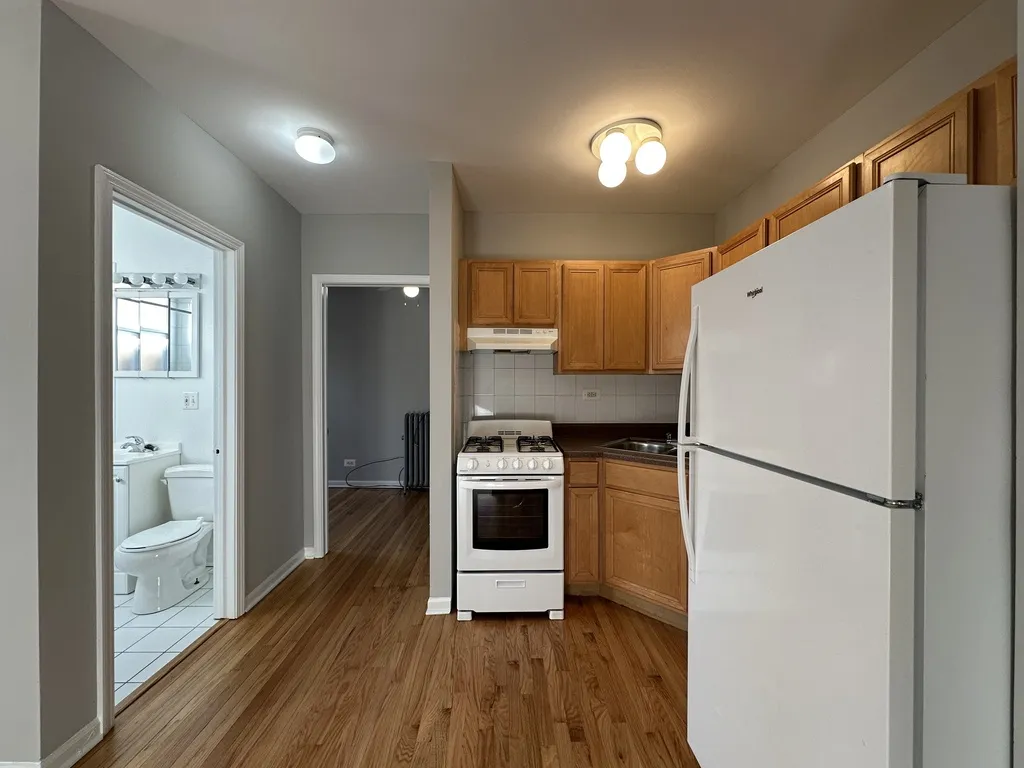 914 W Dakin St, ,  60613, USA 60613-unit#207-Chicago-IL