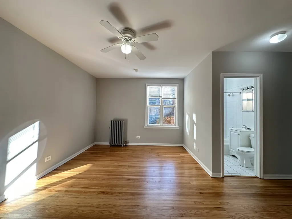 914 W Dakin St, ,  60613, USA 60613-unit#207-Chicago-IL