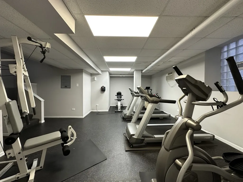 914 W Dakin St, ,  60613, USA 60613-unit#207-Chicago-IL