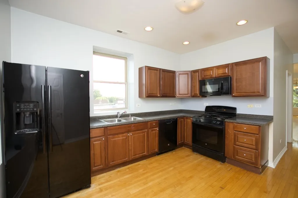2537 N Kildare Ave, ,  60639, USA 60639-unit#3-Chicago-IL