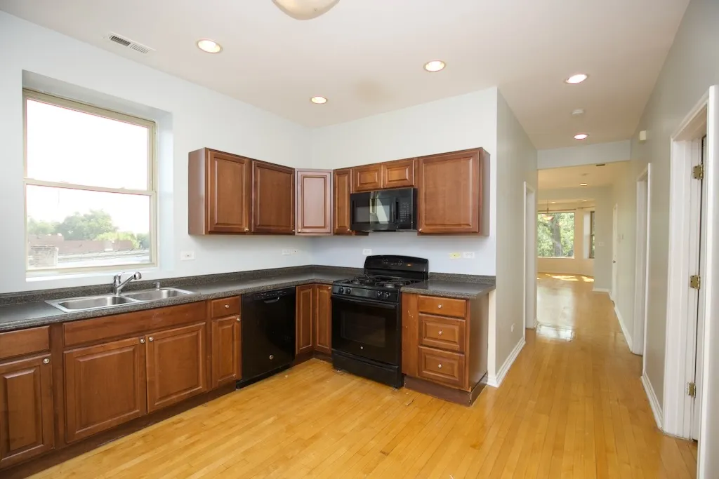 2537 N Kildare Ave, ,  60639, USA 60639-unit#3-Chicago-IL