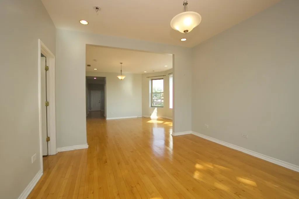 2537 N Kildare Ave, ,  60639, USA 60639-unit#3-Chicago-IL