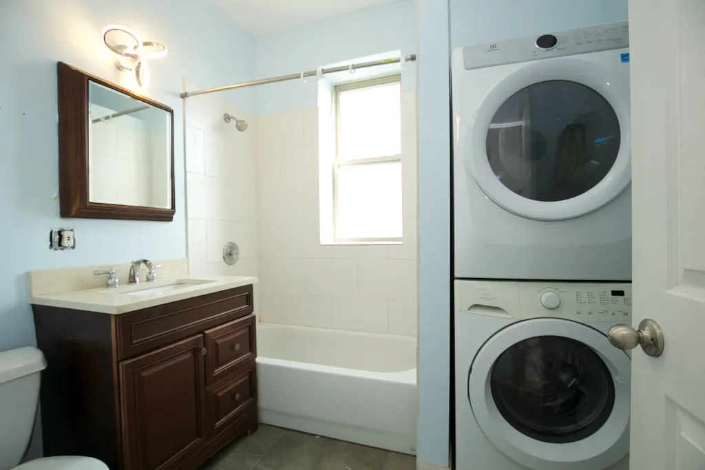 2537 N Kildare Ave, ,  60639, USA 60639-unit#3-Chicago-IL