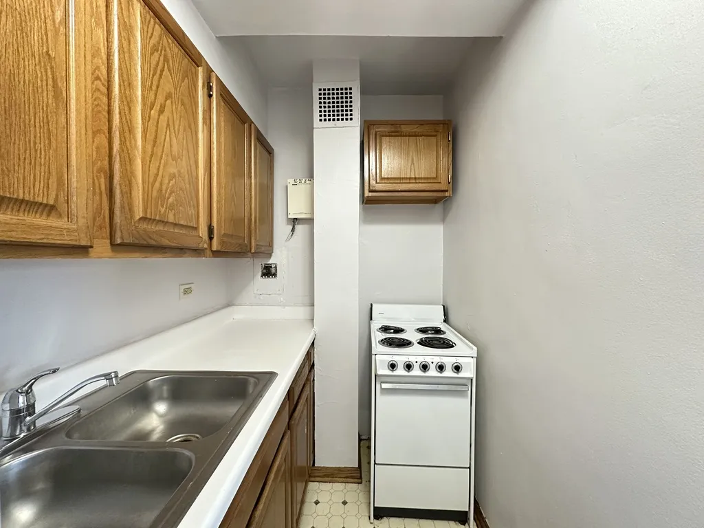 4180 N Marine Dr, ,  60613, USA 60613-unit#307-Chicago-IL