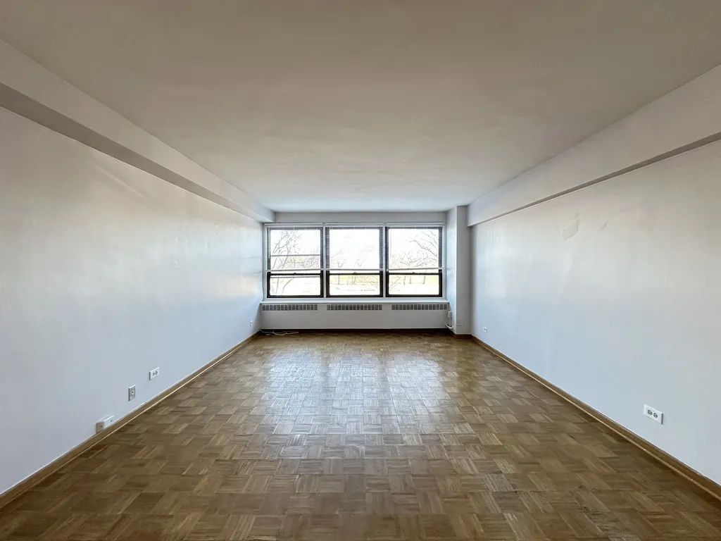 4180 N Marine Dr, ,  60613, USA 60613-unit#307-Chicago-IL