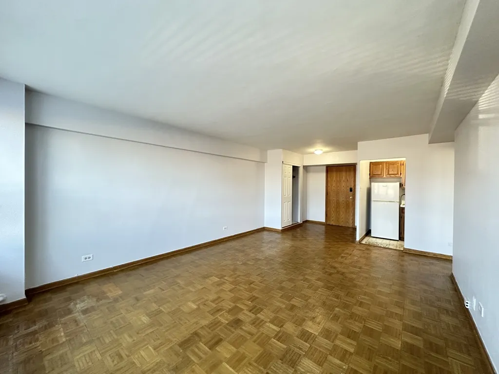 4180 N Marine Dr, ,  60613, USA 60613-unit#307-Chicago-IL