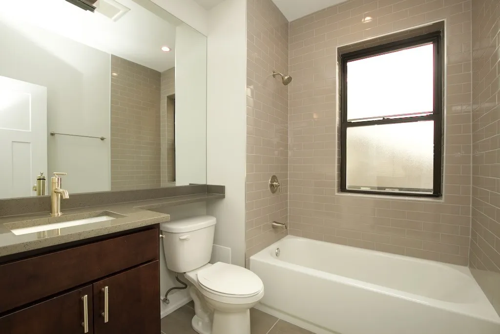 1000 Crain St, ,  60202, USA 60202-unit#2-Evanston-IL