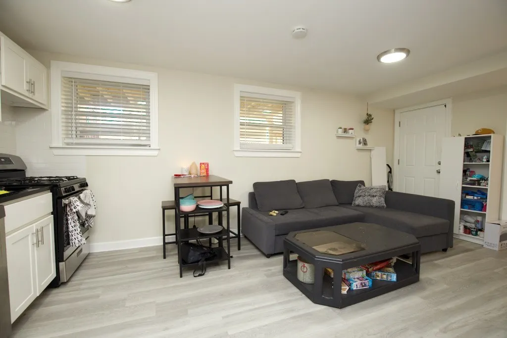 732 W Roscoe St, ,  60657, USA 60657-unit#NGA-Chicago-IL