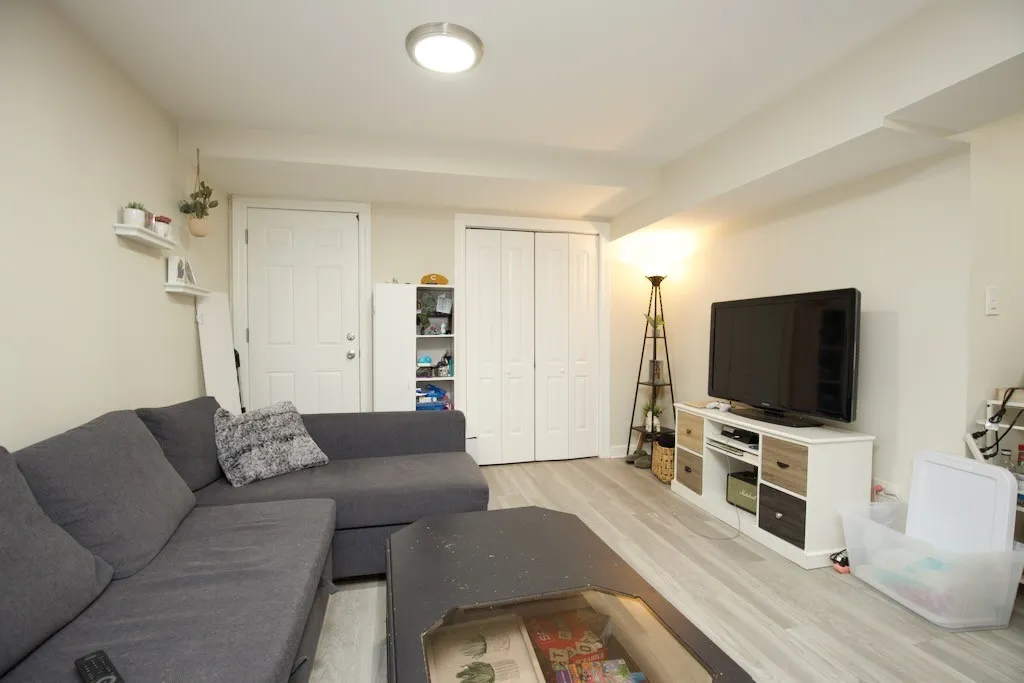 732 W Roscoe St, ,  60657, USA 60657-unit#NGA-Chicago-IL