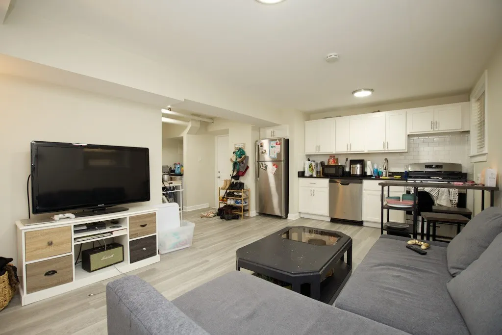 732 W Roscoe St, ,  60657, USA 60657-unit#NGA-Chicago-IL