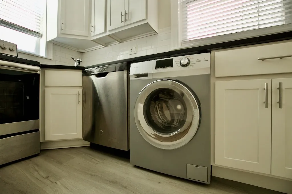 646 W Roscoe St, ,  60657, USA 60657-unit#G-Chicago-IL