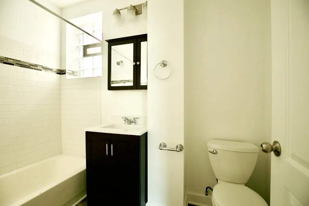 646 W Roscoe St, ,  60657, USA 60657-unit#G-Chicago-IL