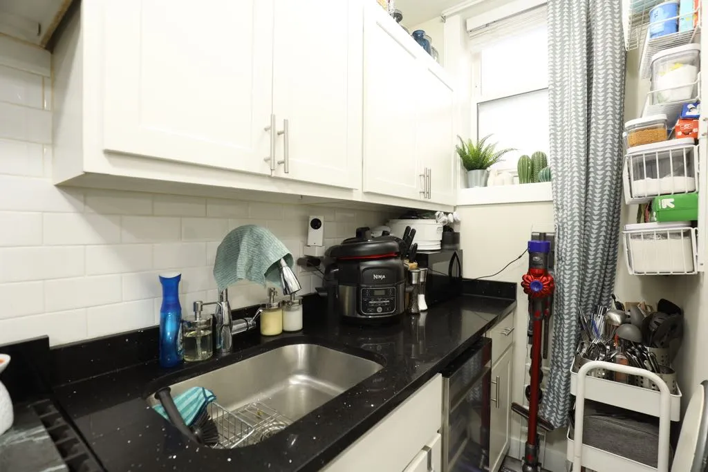 648 W Roscoe St, , 60657, USA 60657-unit#NG-Chicago-IL