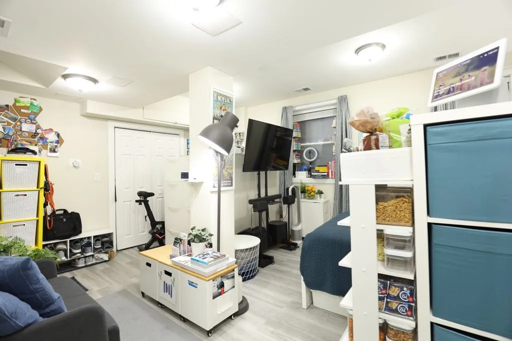 648 W Roscoe St, , 60657, USA 60657-unit#NG-Chicago-IL