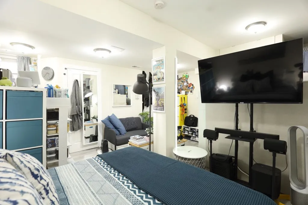 648 W Roscoe St, , 60657, USA 60657-unit#NG-Chicago-IL