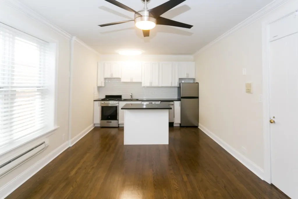 918 Green Bay Rd, ,  60093, USA 60093-unit#3C-Winnetka-IL